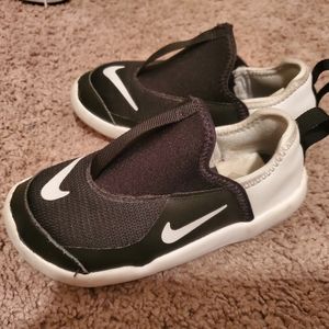 Nike Slip On